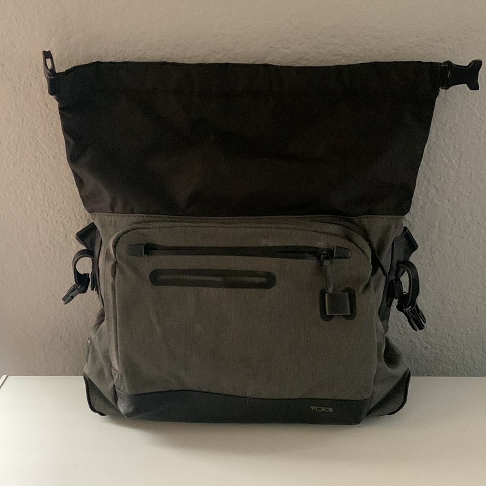 TUMI Large Messenger bag